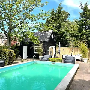 https://butterfly-beach-cabana.zandvoort-hotels.com